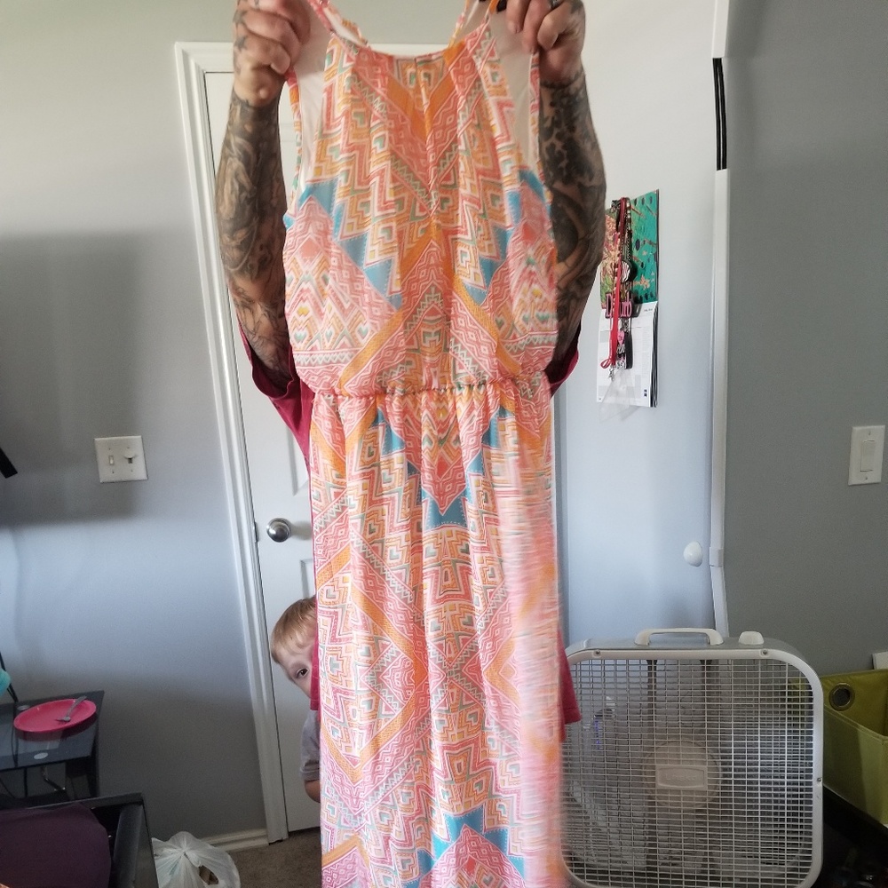 WOMEN'S LONG SLEEVELESS SUMMER DRESS